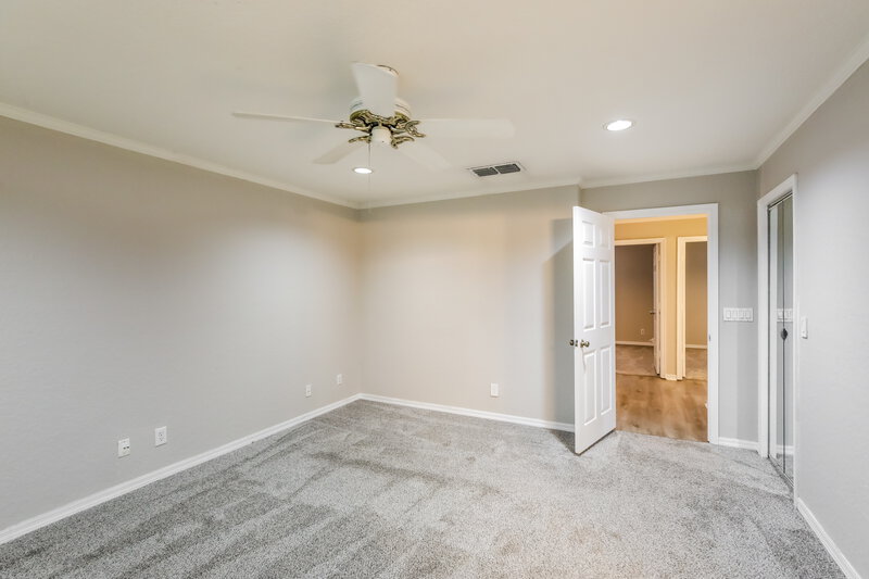 3,355/Mo, 7354 Michigan Isle Rd Lake Worth, FL 33467 Main Bedroom View 2