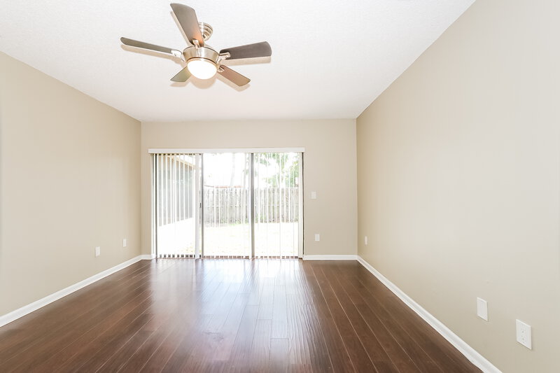 3,005/Mo, 20654 Carousel Cir W Boca Raton, FL 33434 Main Bedroom View