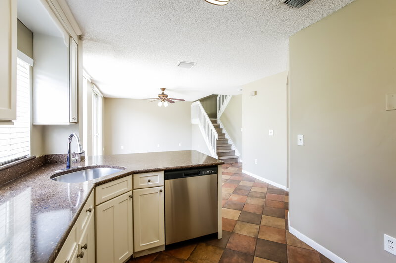 2,985/Mo, 11765 NW 1st Ct Coral Springs, FL 33071 Kitchen View 2