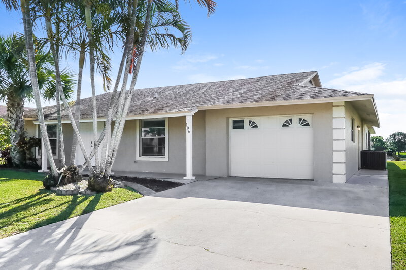 2,915/Mo, 106 Paseo Ct Royal Palm Beach, FL 33411 Front View 2