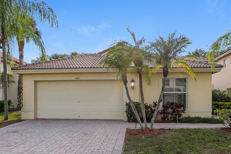 2,665/Mo, 5092 Victoria Cir West Palm Beach, FL 33409 External View