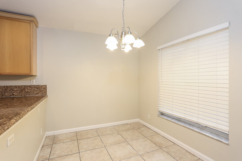 2,665/Mo, 5092 Victoria Cir West Palm Beach, FL 33409 Breakfast Nook View