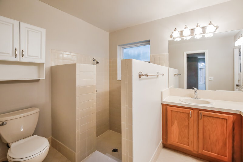 3,995/Mo, 1462 NW 111th Ave Coral Springs, FL 33071 Main Bathroom View
