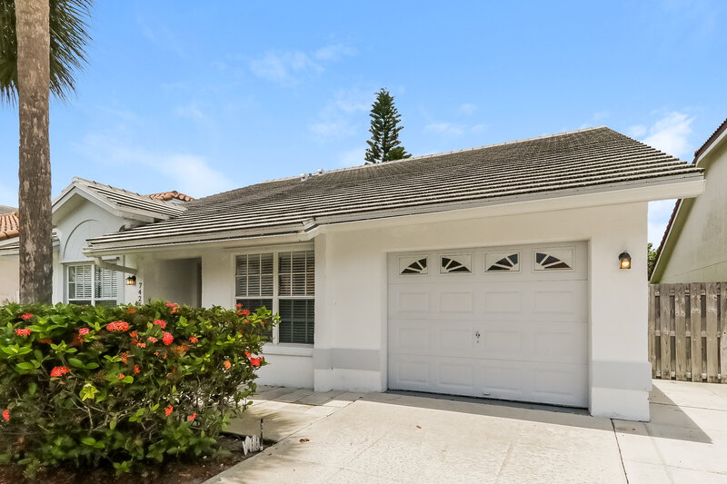 3,065/Mo, 7425 Ansley Dr Lake Worth, FL 33467 Front View