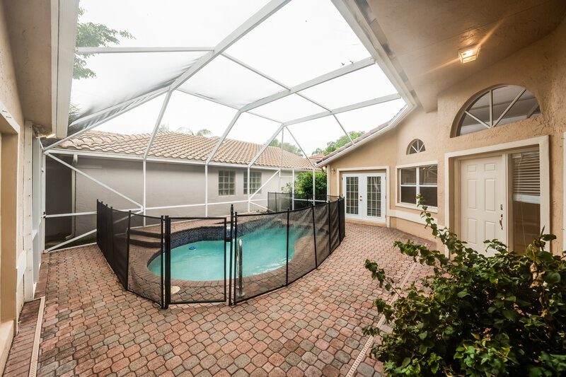 3,970/Mo, 11034 Harbour Springs Cir Boca Raton, FL 33428 Pool View