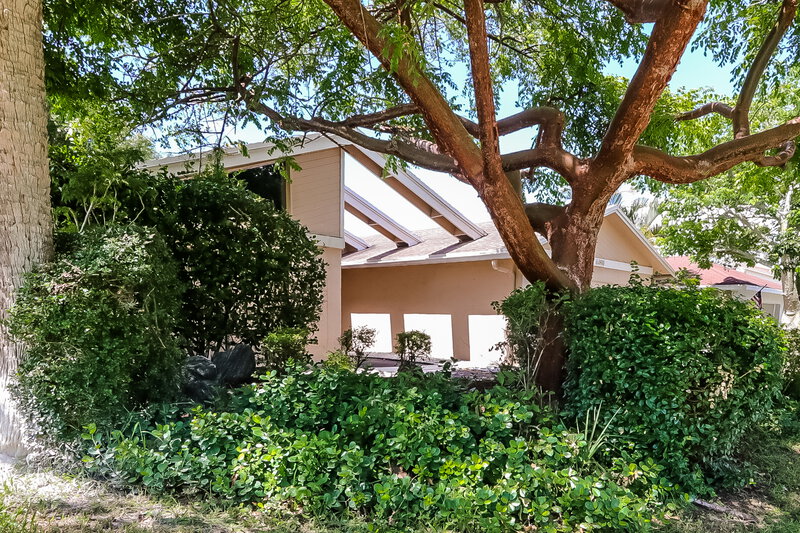 3,815/Mo, 6398 Amberwoods Dr Boca Raton, FL 33433 Front View 2