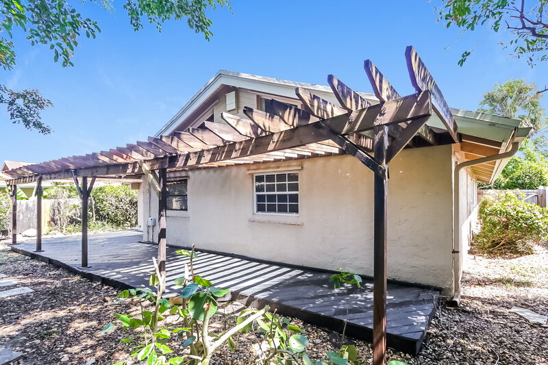 3,815/Mo, 6398 Amberwoods Dr Boca Raton, FL 33433 Rear View 2