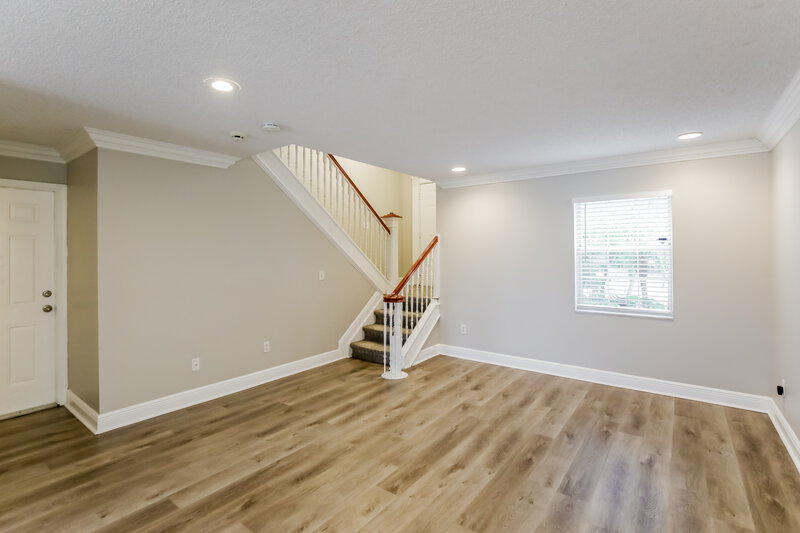 3,365/Mo, 848 NW 98th Ave Plantation, FL 33324 Living Room View