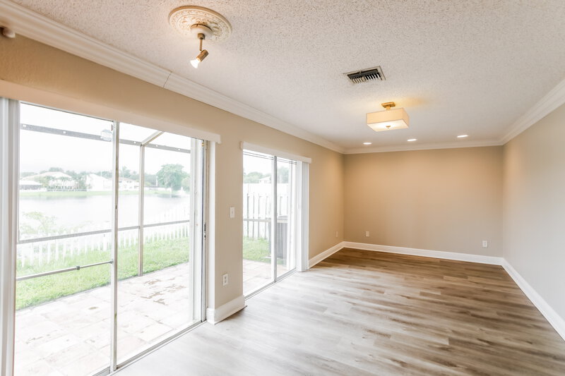 3,365/Mo, 848 NW 98th Ave Plantation, FL 33324 Family Room View 2
