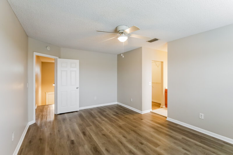 3,365/Mo, 848 NW 98th Ave Plantation, FL 33324 Main Bedroom View 2