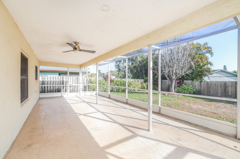 3,420/Mo, 1348 Pinetta Cir Wellington, FL 33414 Screen Porch View