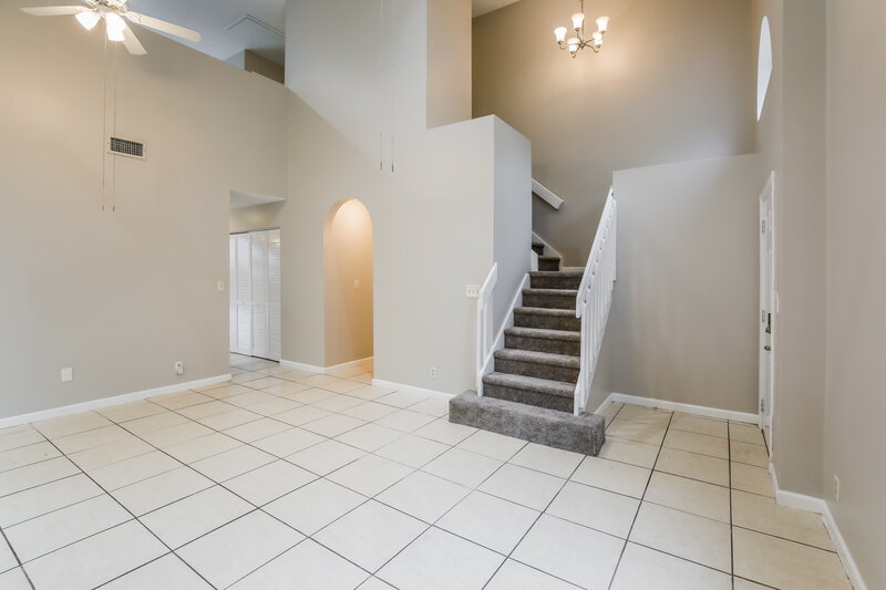 3,315/Mo, 10771 N Saratoga Dr Cooper City, FL 33026 Living Room View 2