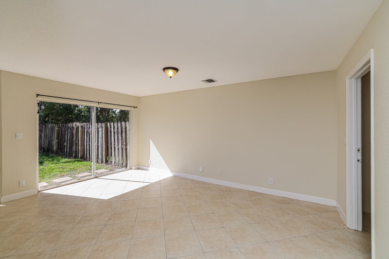 3,675/Mo, 9470 Aegean Dr Boca Raton, FL 33496 Living Room View 4