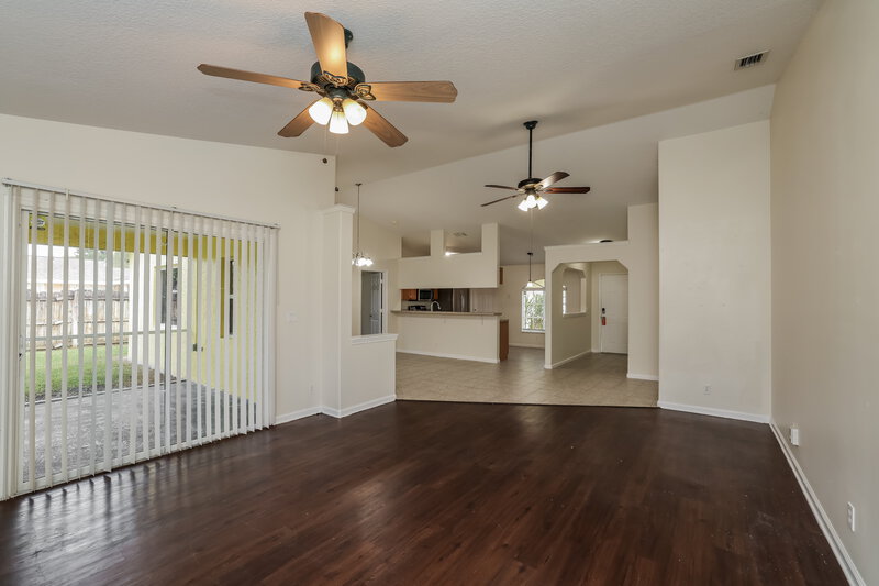 2,655/Mo, 109 Almeria St Royal Palm Beach, FL 33411 Living Room View 2