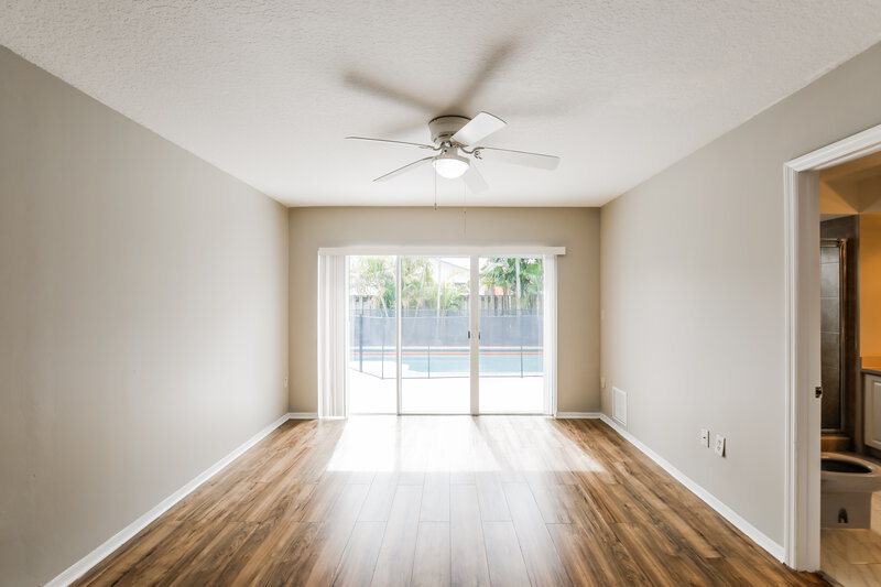 0/Mo, 15142 SW 171st St Miami, FL 33187 Main Bedroom View