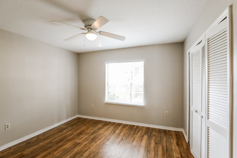 0/Mo, 15142 SW 171st St Miami, FL 33187 Bedroom View 3