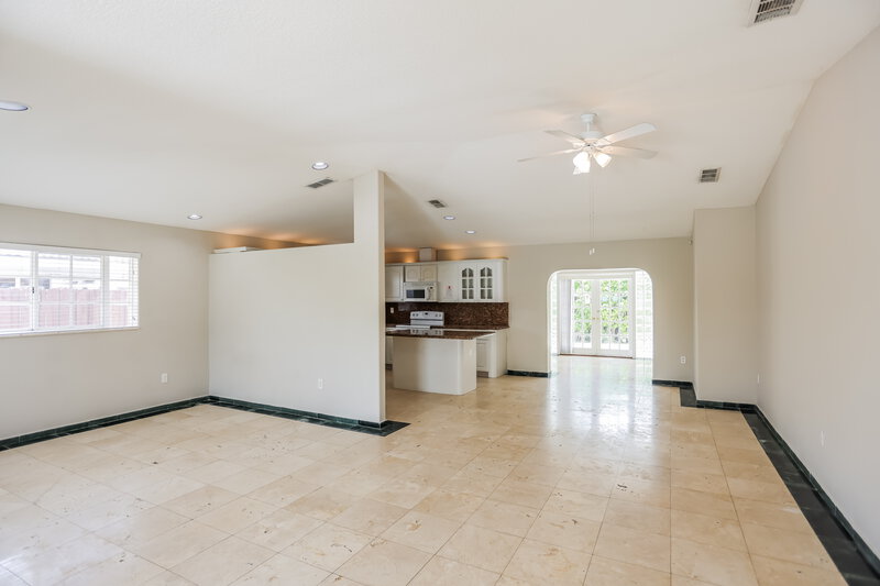 3,685/Mo, 16361 SW 78th Ter Miami, FL 33193 Misc View 2