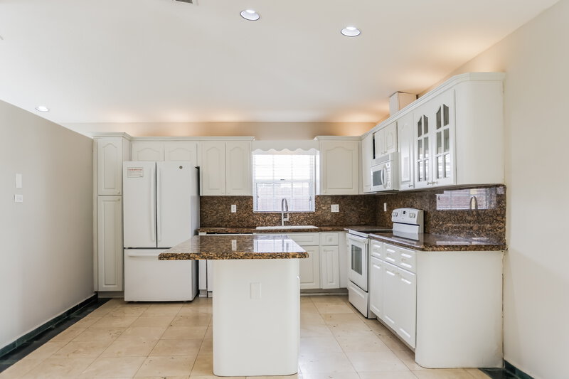 3,685/Mo, 16361 SW 78th Ter Miami, FL 33193 Misc View 5