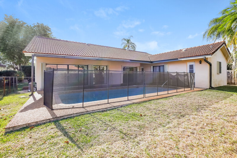 5,370/Mo, 4021 NW 73rd Ave Coral Springs, FL 33065 Rear View