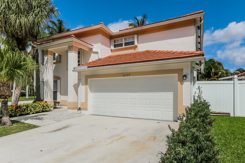 3,555/Mo, 10597 Lake Jasmine Dr Boca Raton, FL 33498 Front View 2