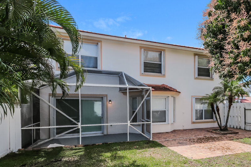 3,555/Mo, 10597 Lake Jasmine Dr Boca Raton, FL 33498 Rear View