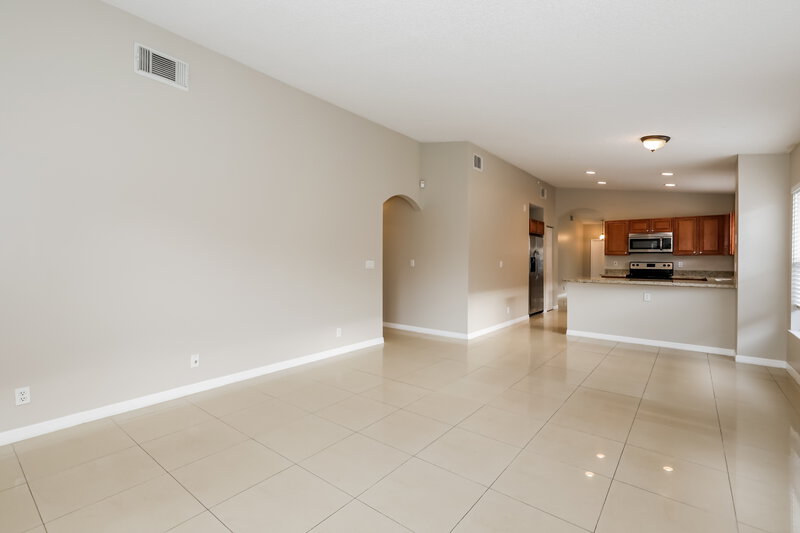 4,830/Mo, 20877 NW 21st St Pembroke Pines, FL 33029 Dining Room View