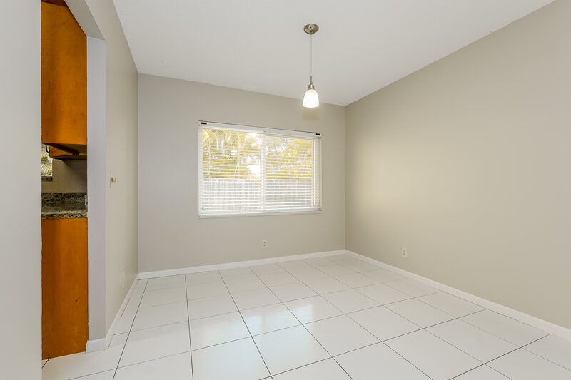 3,260/Mo, 9429 Saddlebrook Dr Boca Raton, FL 33496 Dining Room View