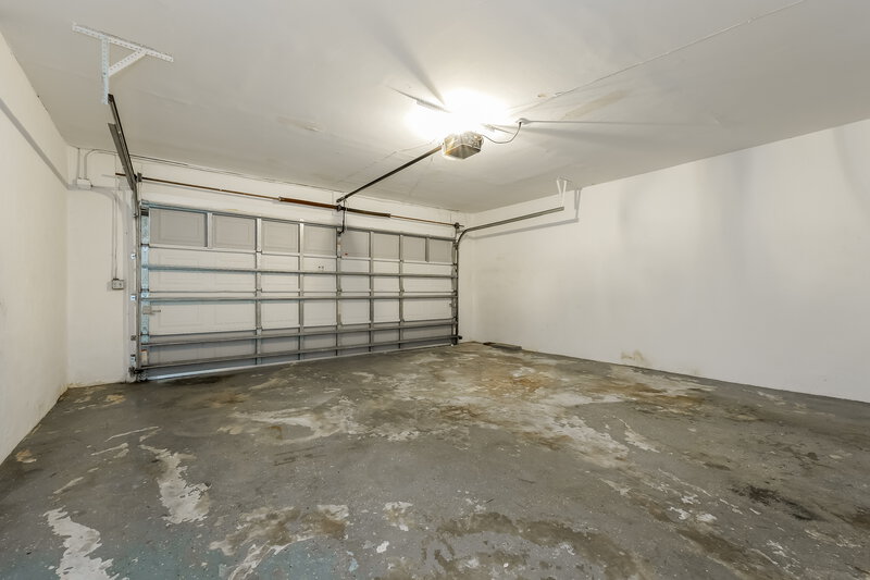 3,260/Mo, 9429 Saddlebrook Dr Boca Raton, FL 33496 Garage View