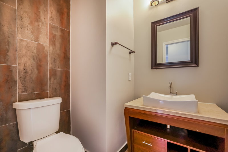 3,010/Mo, 6131 NW 44th Ln Coconut Creek, FL 33073 Powder Room View