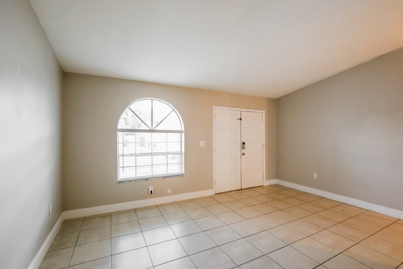 2,905/Mo, 14504 SW 174th Ter Miami, FL 33177 Living Room View