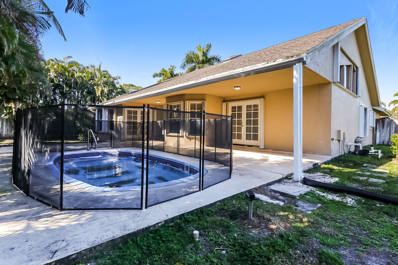 3,580/Mo, 13698 Staimford Dr Wellington, FL 33414 Rear View 2