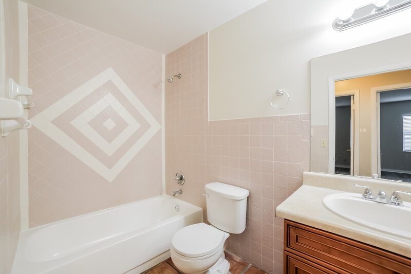 3,405/Mo, 3802 NW 59th St Coconut Creek, FL 33073 Bathroom View