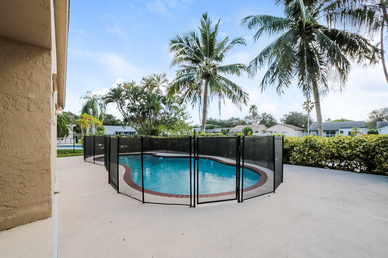 3,405/Mo, 3802 NW 59th St Coconut Creek, FL 33073 Pool View