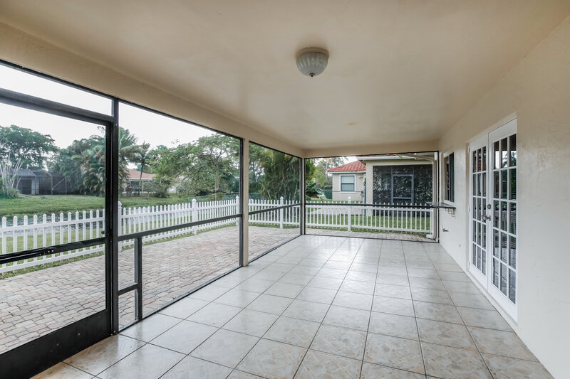 3,540/Mo, 10822 NW 9th Mnr Coral Springs, FL 33071 Sun Room View