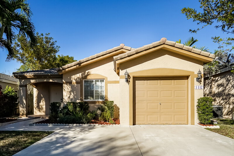 2,935/Mo, 1447 SW 45th Way Deerfield Beach, FL 33442 External View