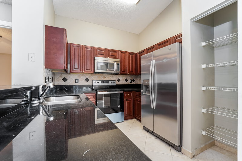 2,935/Mo, 1447 SW 45th Way Deerfield Beach, FL 33442 Kitchen View