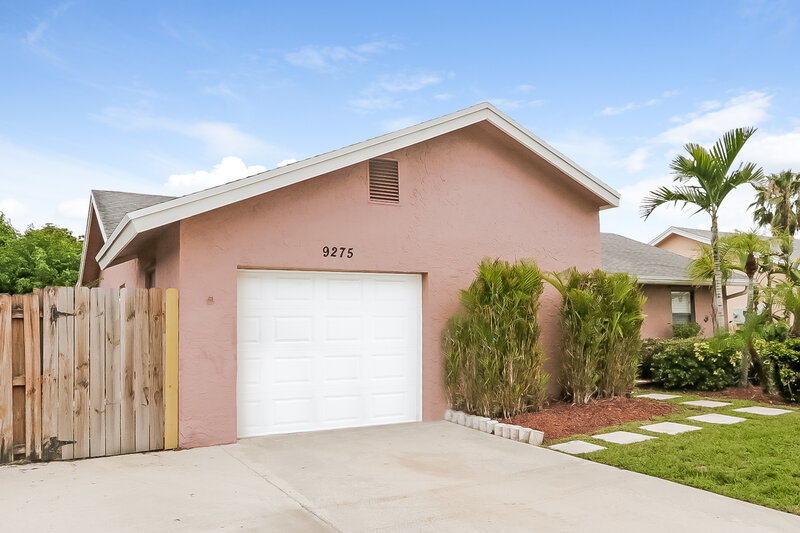 3,280/Mo, 9275 Edgemont Ln Boca Raton, FL 33434 Front View