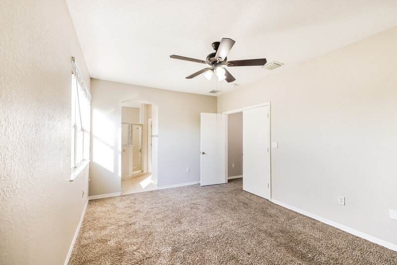 2,610/Mo, 1861 SE 13th St Homestead, FL 33035 Main Bedroom View