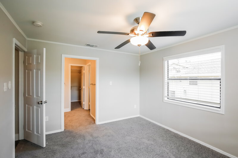 2,675/Mo, 143 Granada St Royal Palm Beach, FL 33411 Main Bedroom View 2