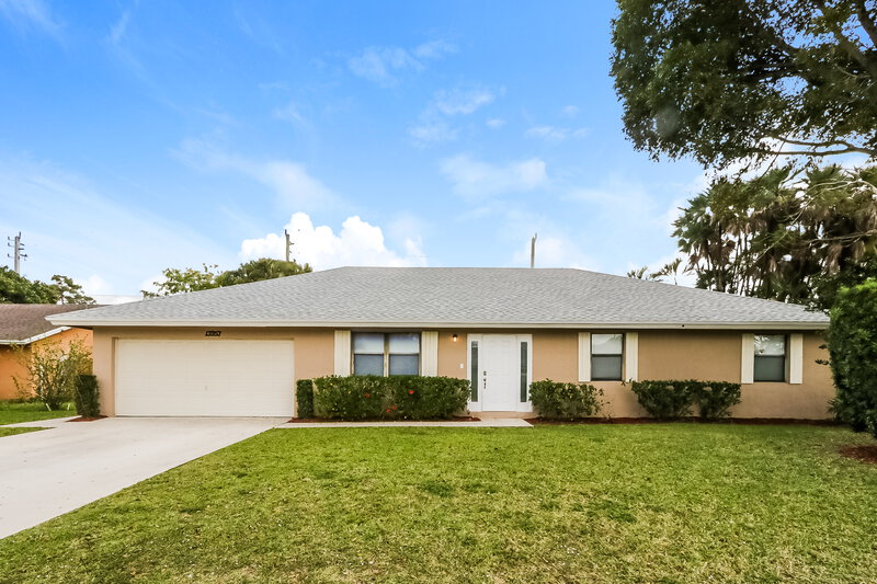 2,830/Mo, 13957 Exotica Ln Wellington, FL 33414 External View