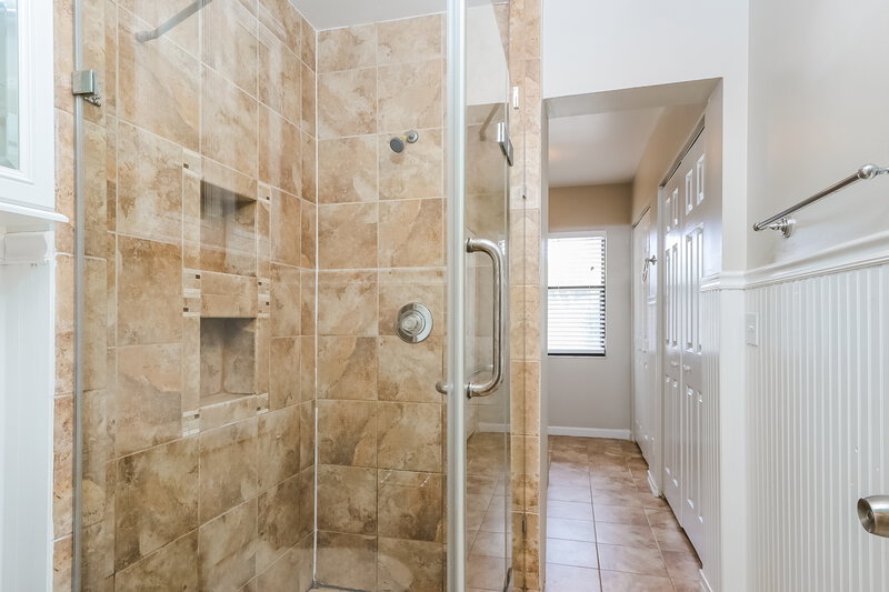 2,830/Mo, 13957 Exotica Ln Wellington, FL 33414 Main Bathroom View 2