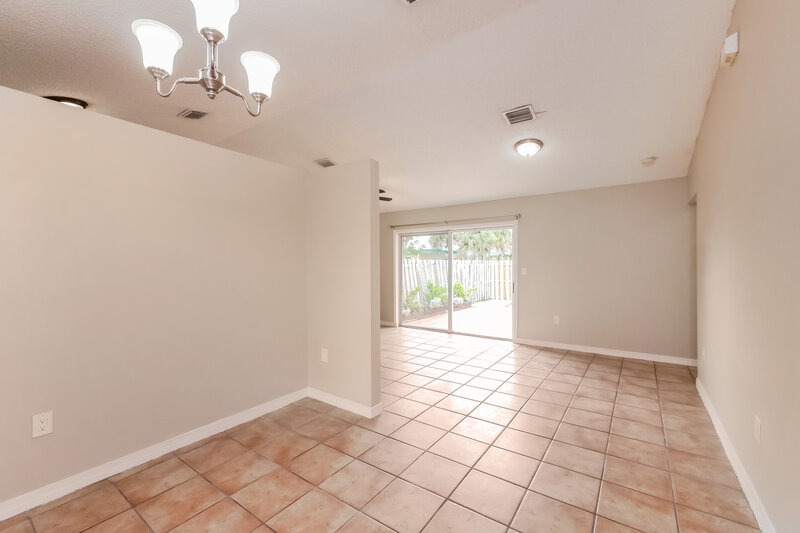 2,665/Mo, 17881 SW 143rd Ct Miami, FL 33177 Living Room View