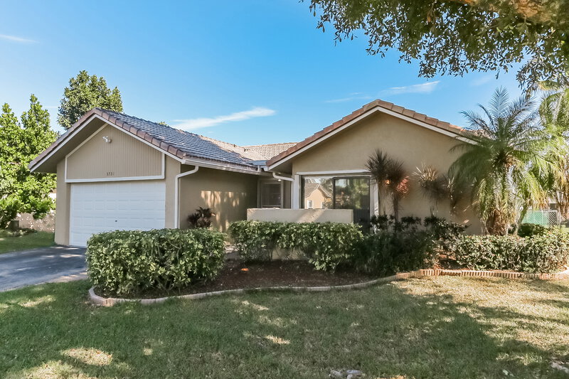 3,890/Mo, 3731 NW 114th Ave Coral Springs, FL 33065 Misc View