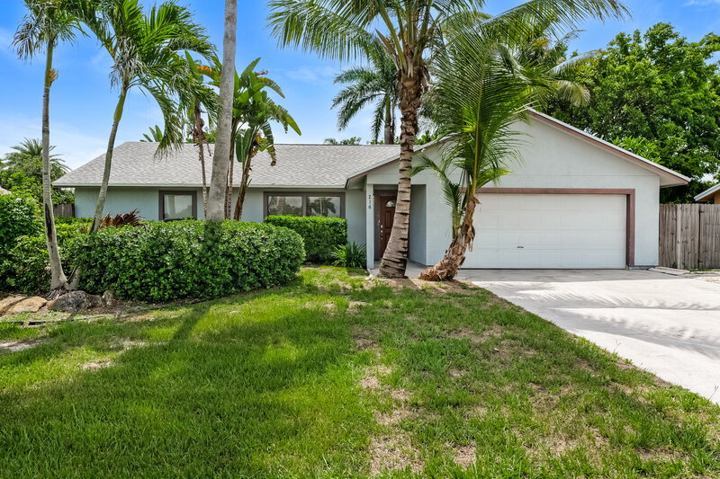3,080/Mo, 216 Cordoba Cir Royal Palm Beach, FL 33411 External View