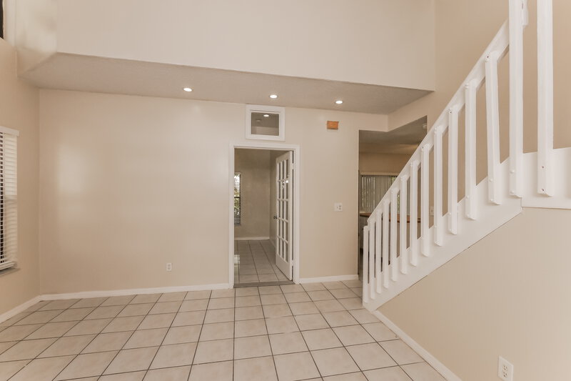 2,995/Mo, 3451 NW 112th Way Coral Springs, FL 33065 Living Room View 2