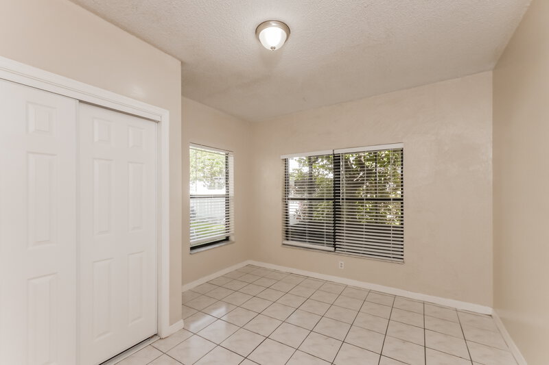 2,995/Mo, 3451 NW 112th Way Coral Springs, FL 33065 Guest Room View 2