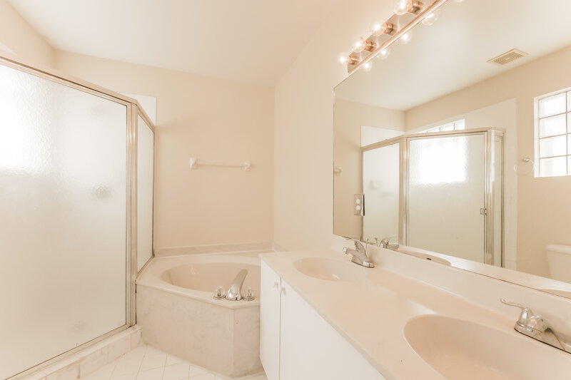 2,995/Mo, 3451 NW 112th Way Coral Springs, FL 33065 Main Bathroom View