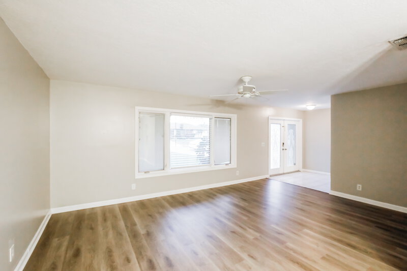 4,170/Mo, 12695 Westport Cir Wellington, FL 33414 Living Room View