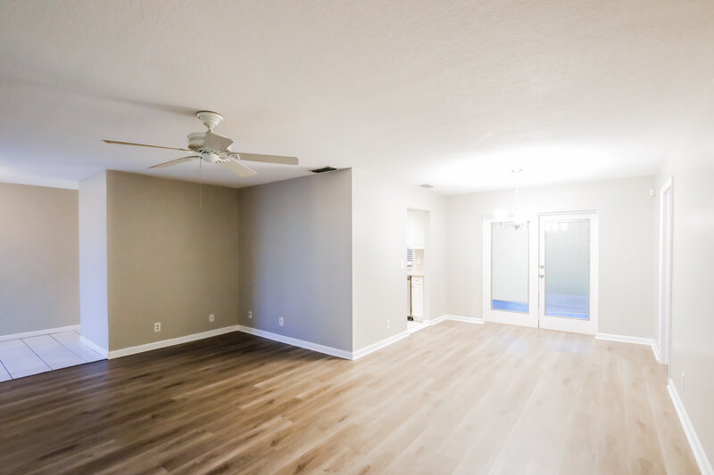 4,170/Mo, 12695 Westport Cir Wellington, FL 33414 Living Room View 3