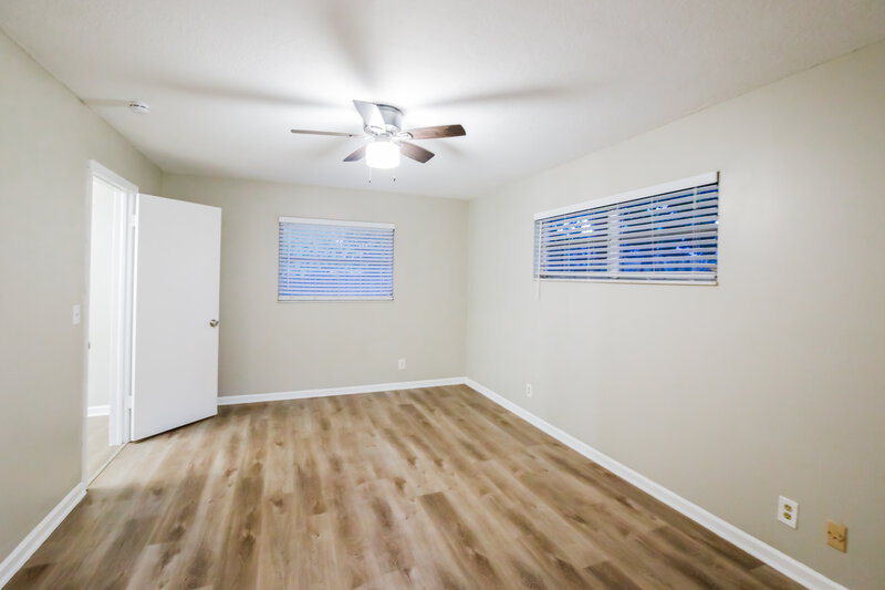 4,170/Mo, 12695 Westport Cir Wellington, FL 33414 Main Bedroom View 2